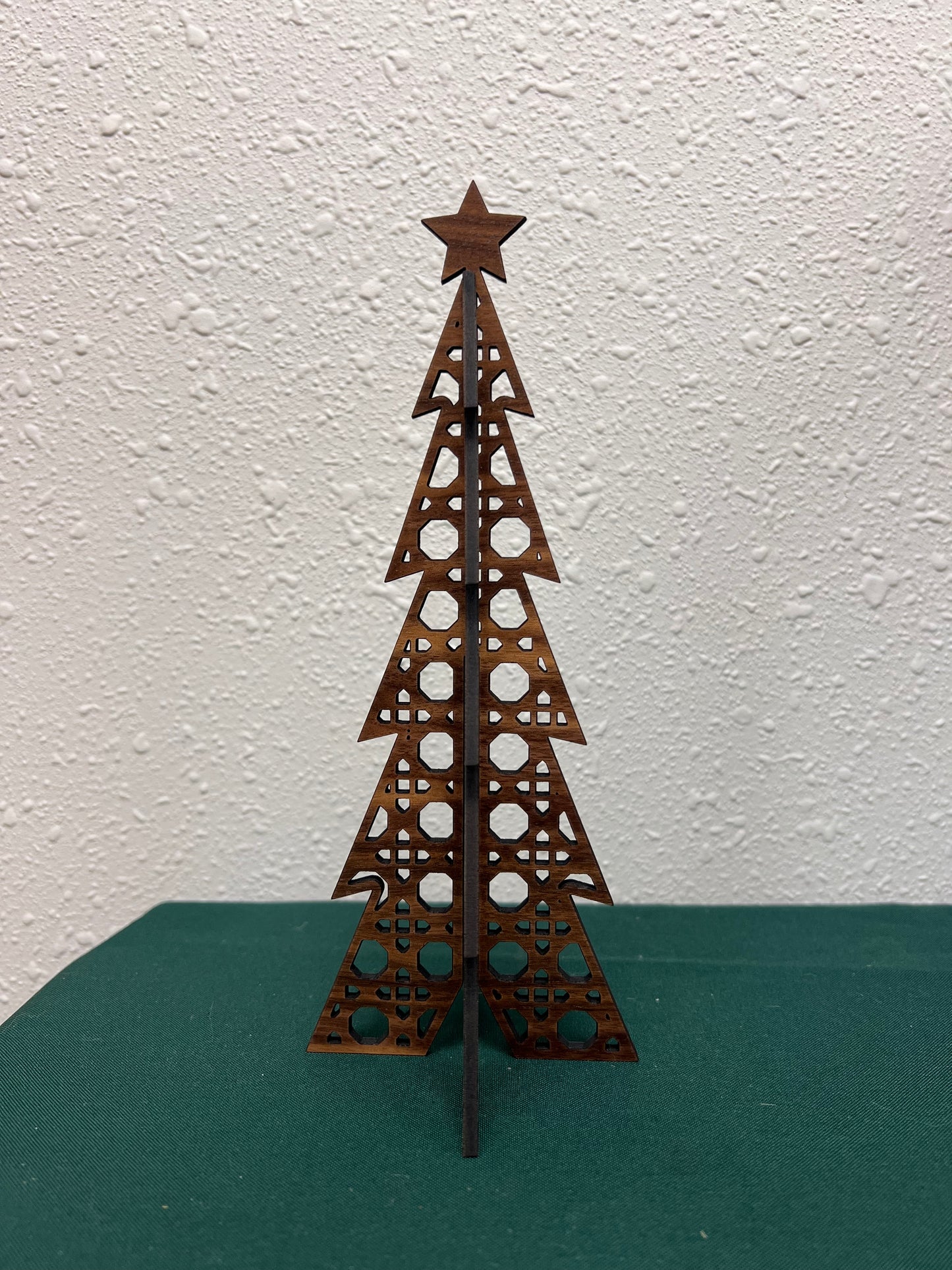 3D Rattan Cane Christmas Tree Shelf Sitter 9”
