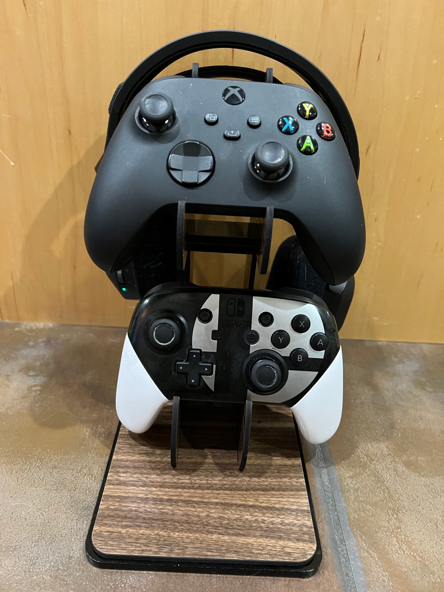 Gaming Stand